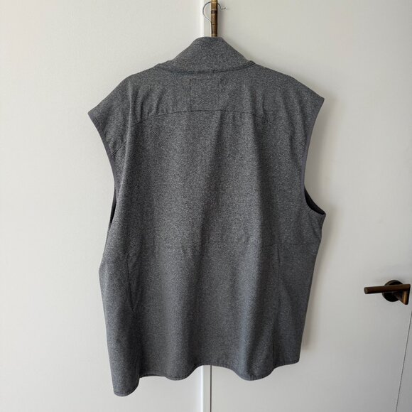 The Black Dog Grey Vest XL (Could fit XXL) - Picture 4 of 4